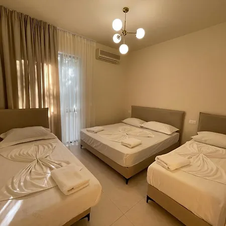 Hotel The Wish Palace *